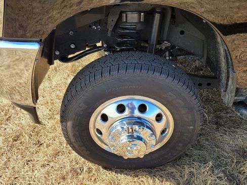 Used 2025 RAM 3500 Tradesman w/ Chrome Appearance Group image 14