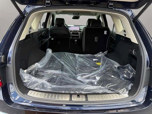 New 2025 Genesis GV80 3.5T Prestige image 12