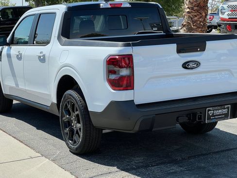 New 2026 Ford Maverick Lariat w/ Black Appearance Package AWD/4WD image 5