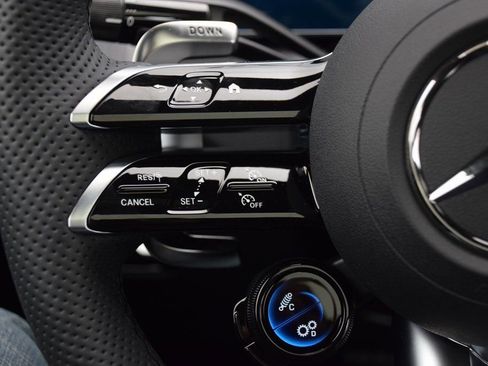 New 2026 Mercedes-Benz GLC 43 AMG 4MATIC Coupe image 23