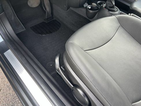 Used 2013 MINI Cooper Hardtop image 10