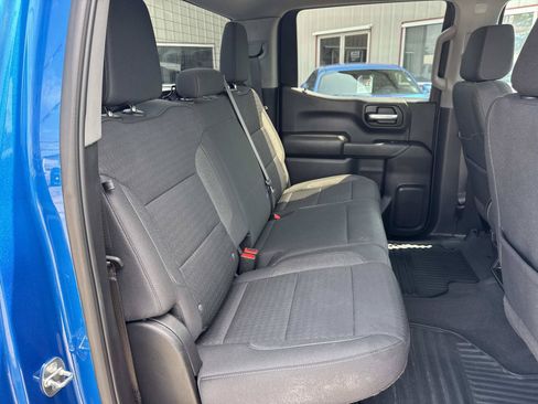 Used 2023 Chevrolet Silverado 1500 Custom AWD/4WD image 9