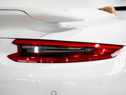 Used 2018 Porsche 911 Turbo image 38