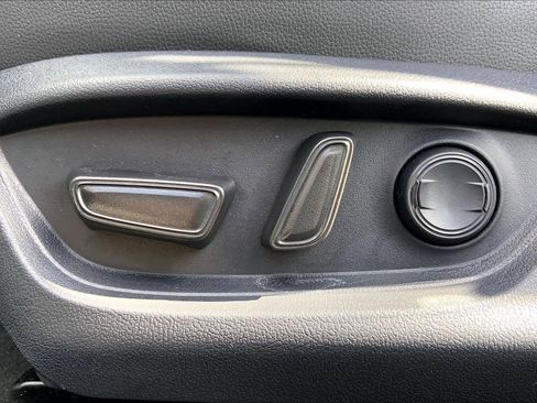 Certified 2025 Toyota Camry SE image 34