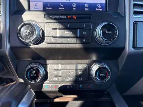 Used 2020 Ford F150 Limited AWD/4WD image 39