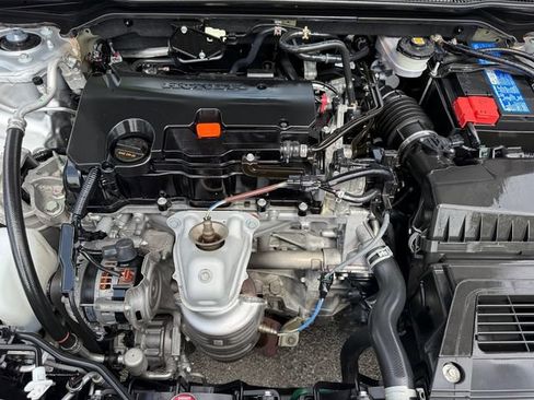 Used 2023 Honda Civic Sport image 19