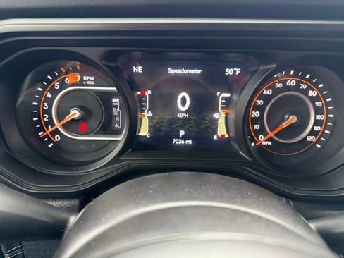 Used 2025 Jeep Wrangler Sport S image 16