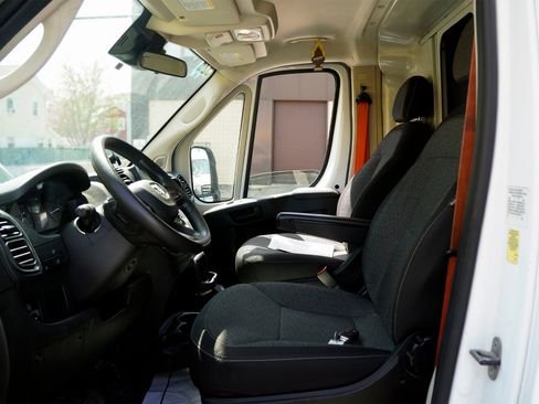 Used 2022 RAM ProMaster 3500 w/ Convenience Group FWD image 16