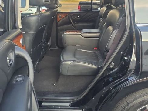 Used 2015 INFINITI QX80 4WD w/ Deluxe Technology Package image 21