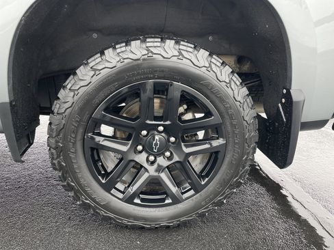 Certified 2024 Chevrolet Silverado 1500 RST image 27