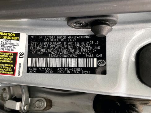 Used 2022 Lexus ES 300h w/ Luxury Package image 30