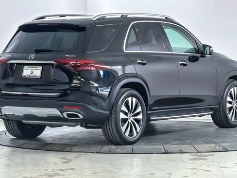 Used 2026 Mercedes-Benz GLE 450e 4MATIC image 2