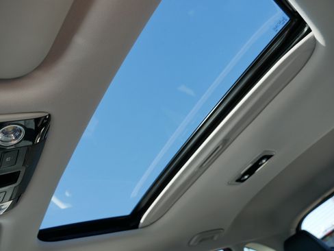 Certified 2023 Kia Seltos EX image 32