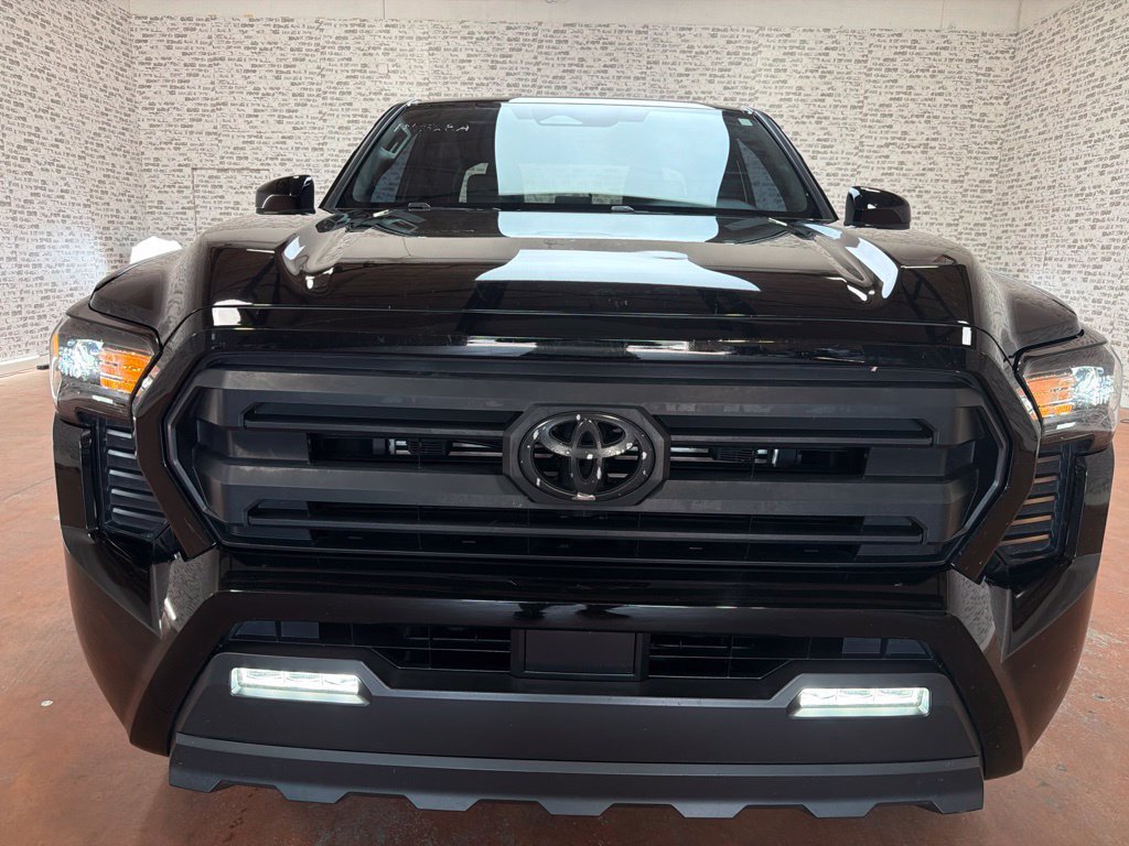 Used 2024 Toyota Tacoma SR5 RWD image 2