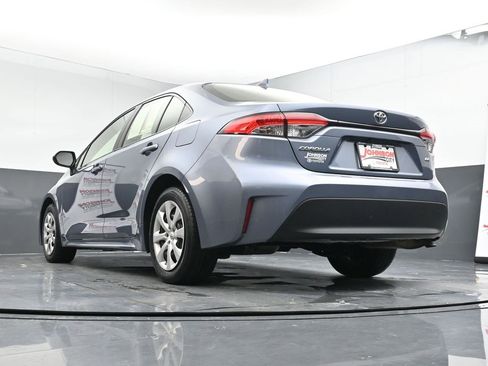 Used 2023 Toyota Corolla LE image 38