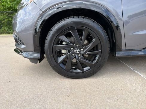 Used 2022 Honda HR-V Sport image 9