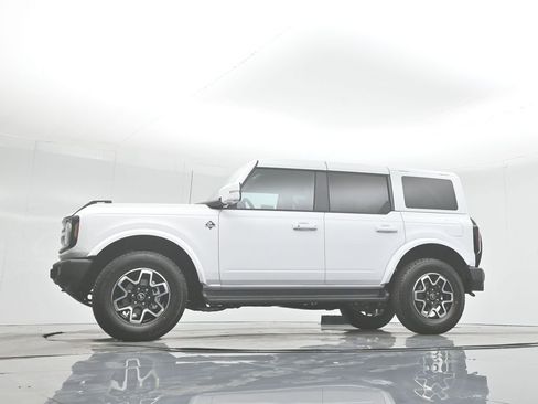 New 2025 Ford Bronco Outer Banks image 46