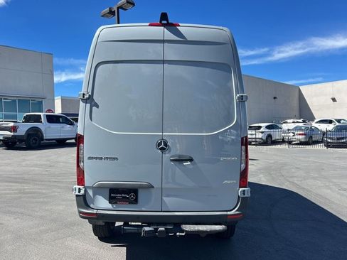 Used 2026 Mercedes-Benz Sprinter 2500 image 8