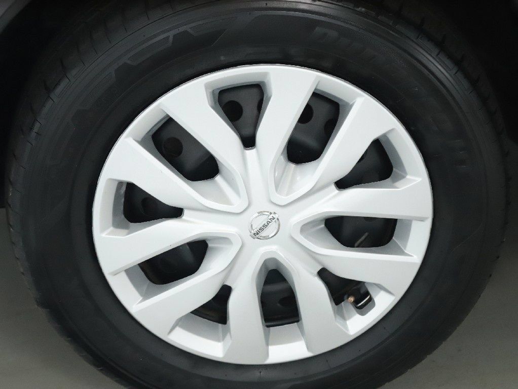 Used 2016 Nissan Rogue S FWD image 37
