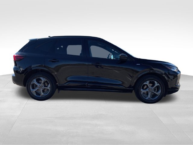 Used 2024 Ford Escape ST-Line w/ Tech Pack #1 AWD/4WD image 6