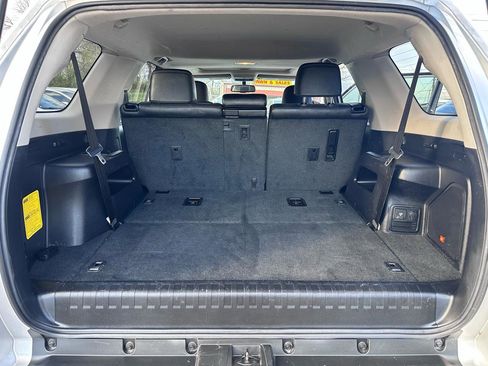 Used 2015 Toyota 4Runner Limited image 19