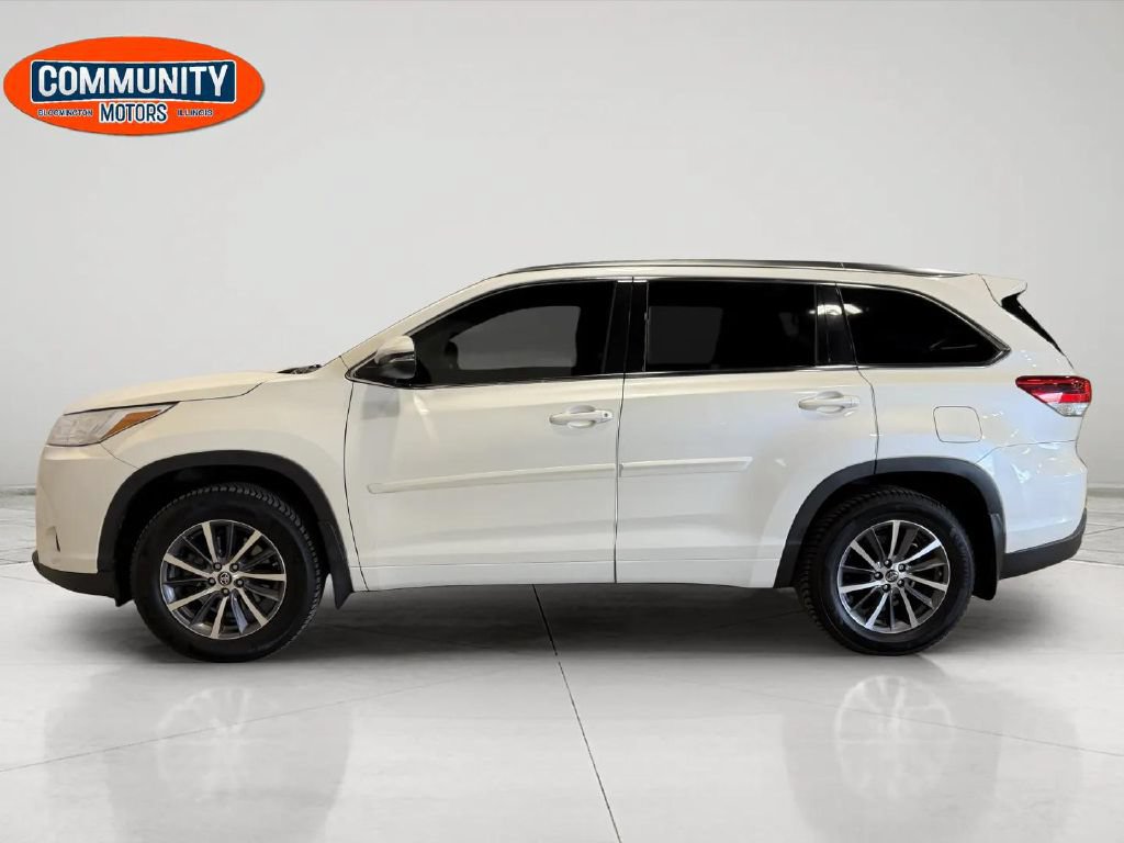 Used 2018 Toyota Highlander XLE w/ Protection Package #3 AWD/4WD image 3