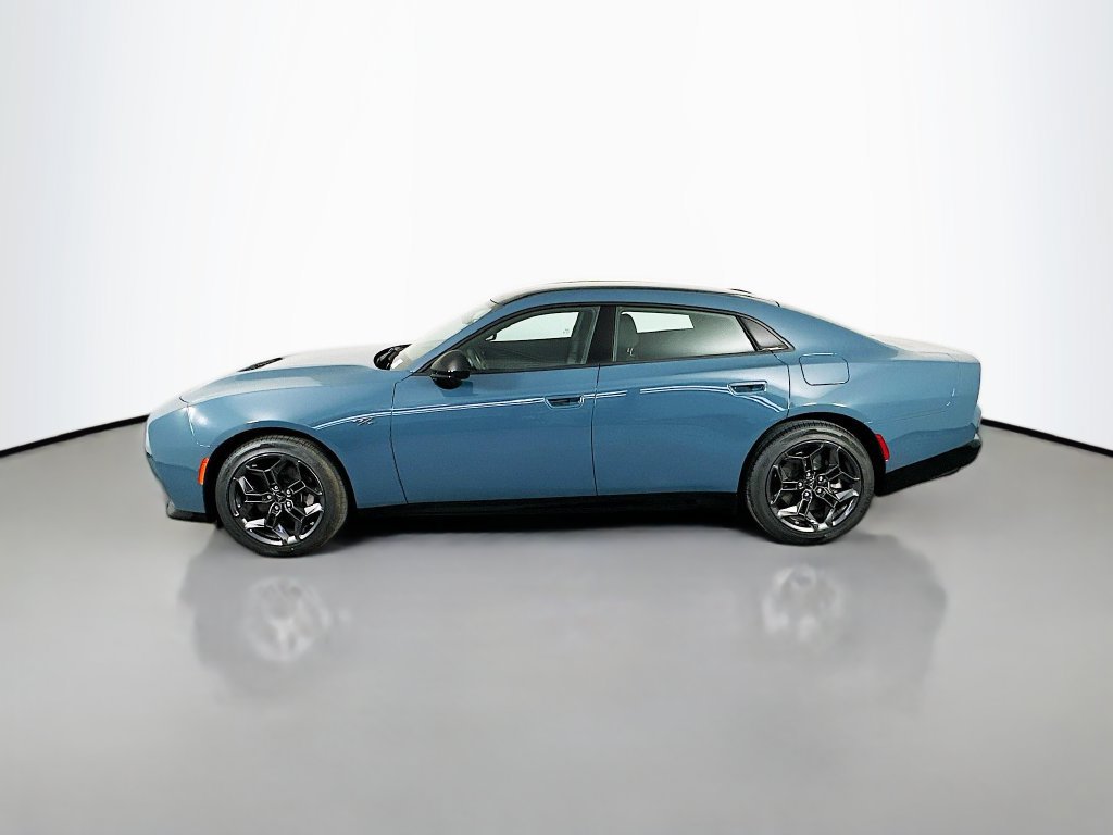 New 2026 Dodge Charger R/T w/ Blacktop Package AWD/4WD image 4