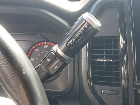 Used 2021 Nissan Titan PRO-4X w/ Pro-4x Utility Package AWD/4WD image 28