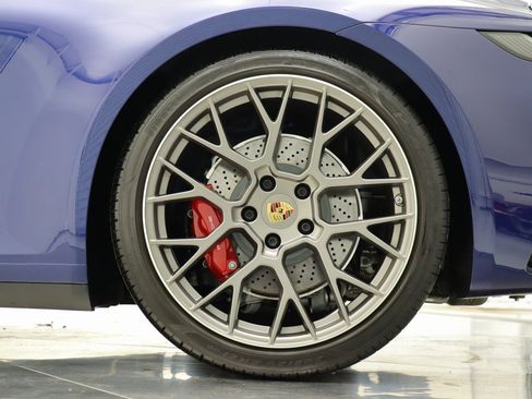 Used 2021 Porsche 911 Carrera S image 59