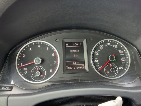 Used 2016 Volkswagen Tiguan SE image 11