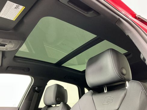 Used 2020 Audi Q3 2.0T Premium Plus image 18