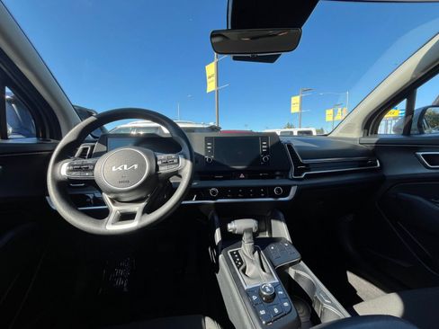 Used 2024 Kia Sportage LX image 33