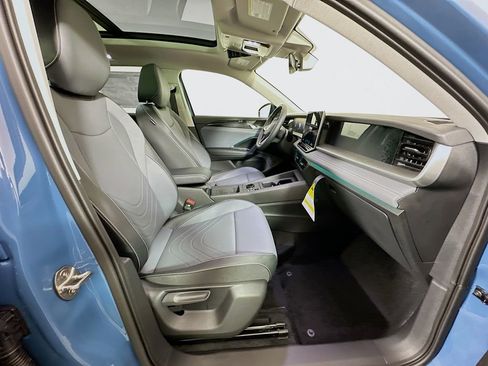 New 2026 Volkswagen Tiguan SE AWD/4WD image 23