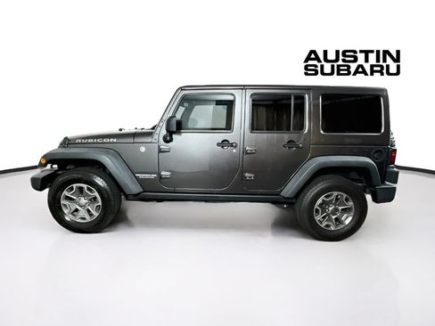 Used 2017 Jeep Wrangler Unlimited Rubicon w/ Connectivity Group AWD/4WD image 4