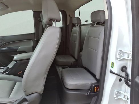 Used 2022 Chevrolet Colorado W/T image 21