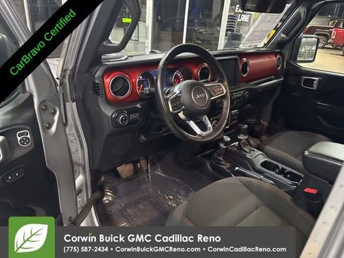 Used 2020 Jeep Gladiator Rubicon AWD/4WD image 14