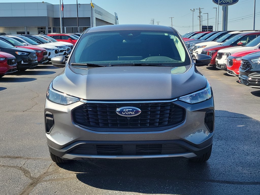 Certified 2023 Ford Escape Active w/ Tech Pack #2 AWD/4WD image 2