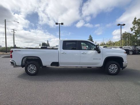 Certified 2026 Chevrolet Silverado 2500 LT AWD/4WD image 2