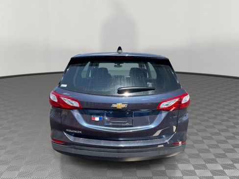 Used 2019 Chevrolet Equinox LS FWD image 4