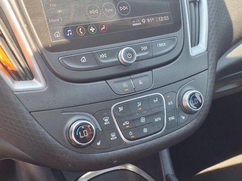 Used 2023 Chevrolet Malibu LT image 15