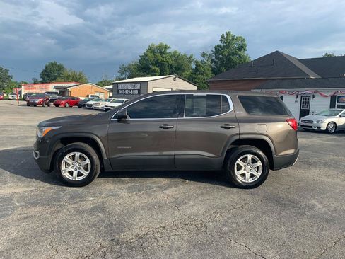 Used 2019 GMC Acadia SLE FWD image 4