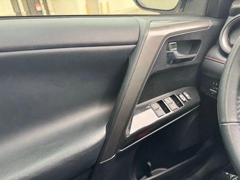 Certified 2022 Toyota RAV4 LE image 30