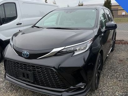 Used 2022 Toyota Sienna XSE