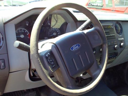Used 2011 Ford F350 XL w/ Snow Plow Prep Pkg AWD/4WD image 11