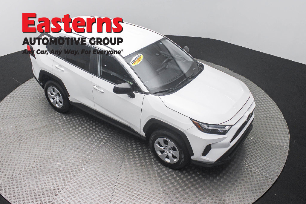 Used 2025 Toyota RAV4 LE FWD image 4