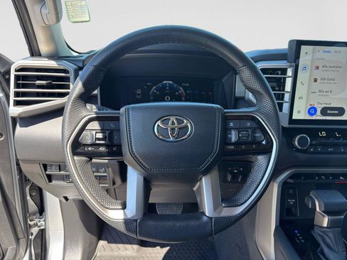 Used 2024 Toyota Tundra Limited AWD/4WD image 11