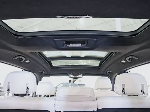 Used 2022 BMW X7 M50i AWD/4WD image 44