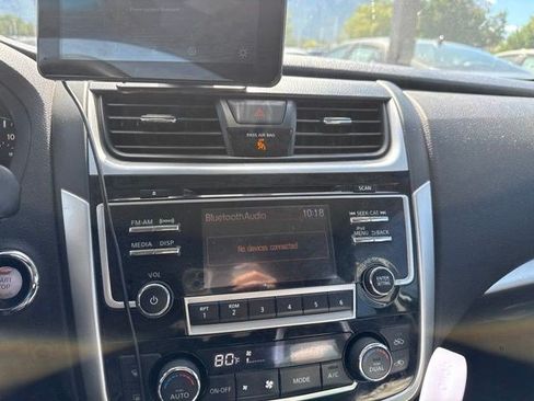 Used 2018 Nissan Altima 2.5 SV FWD image 9