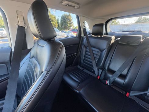 Used 2024 Ford Edge SEL AWD/4WD image 40