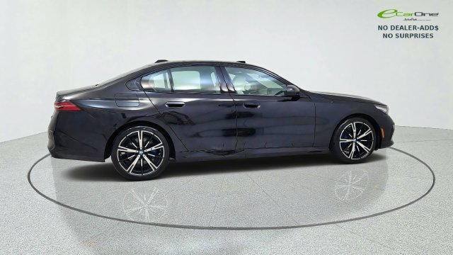 Used 2027 BMW 530i w/ M Sport Package RWD image 9